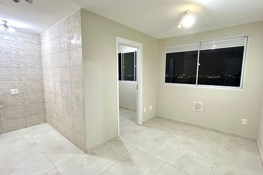 Apartamento para alugar com 2 quartos, 50m² em Vila Silvia, São Paulo