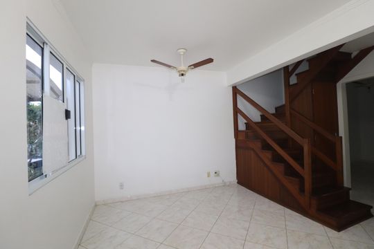 Casa de Condomínio à venda com 3 quartos, 78m² em Marechal Rondon, Canoas