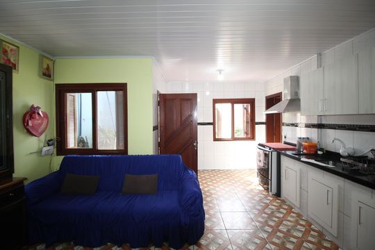 Sala/Cozinha de casa para alugar com 3 quartos, 90m² em Costa E Silva, Porto Alegre