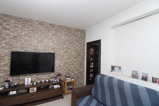 Sala de casa à venda com 4 quartos, 440m² em Vila Rio Branco, São Paulo