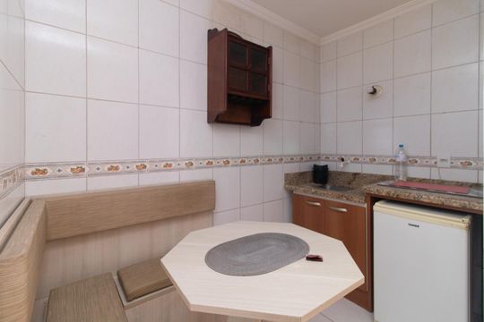 Cozinha de apartamento à venda com 1 quarto, 35m² em Centro Histórico, Porto Alegre