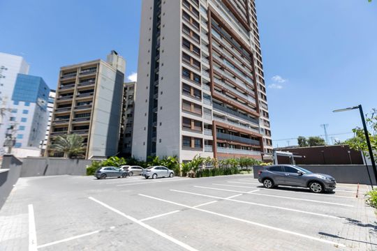 GARAGEM DESCOBERTA de apartamento para alugar com 1 quarto, 36m² em Vila Itapura, Campinas