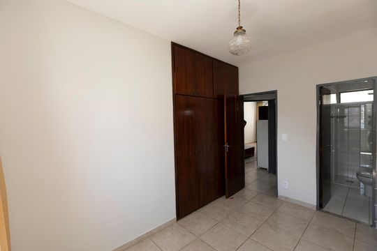 QUARTO Nº 1 - SUITE de apartamento para alugar com 2 quartos, 96m² em Vila Eliza, Campinas