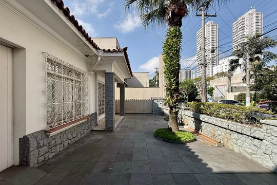 Varanda  de casa para alugar com 2 quartos, 200m² em Santo Amaro, São Paulo