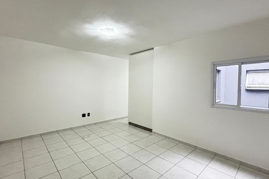 Apartamento à venda com 2 quartos, 49m² em Jardim Santo André, Santo André