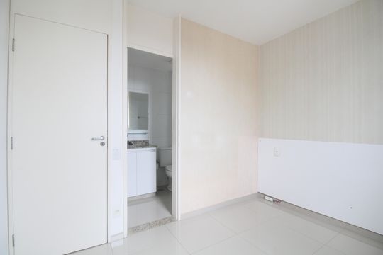 Quarto 1 de apartamento à venda com 3 quartos, 64m² em Vila Andrade, São Paulo