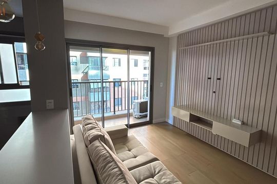 Sala de apartamento à venda com 1 quarto, 51m² em Alphaville Industrial, Barueri