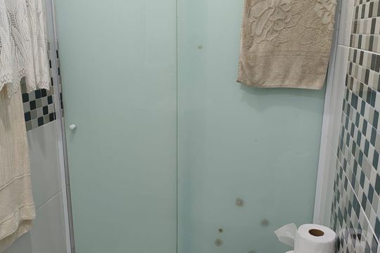 Banheiro de apartamento à venda com 2 quartos, 49m² em Vila Santa Luzia, São Bernardo do Campo
