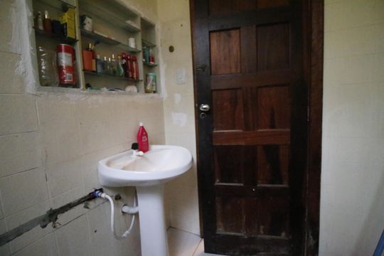 Banheiro de casa para alugar com 2 quartos, 490m² em Taquara, Rio de Janeiro