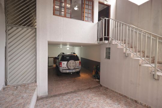 Entrada da Garagem de casa à venda com 3 quartos, 274m² em Vila Alzira, Santo André