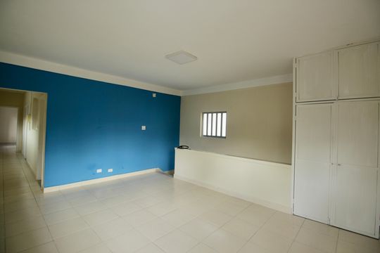 Casa para alugar com 3 quartos, 98m² em Marapé, Santos
