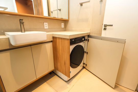 Banheiro de kitnet/studio para alugar com 1 quarto, 15m² em Vila Mariana, São Paulo