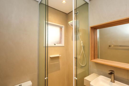 Banheiro de kitnet/studio para alugar com 1 quarto, 15m² em Vila Mariana, São Paulo