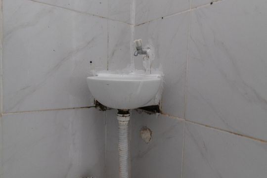 Banheiro de casa de condomínio para alugar com 1 quarto, 38m² em Vila Lais, São Paulo