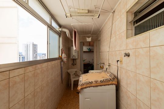 Cozinha de apartamento à venda com 2 quartos, 98m² em Pompeia, São Paulo