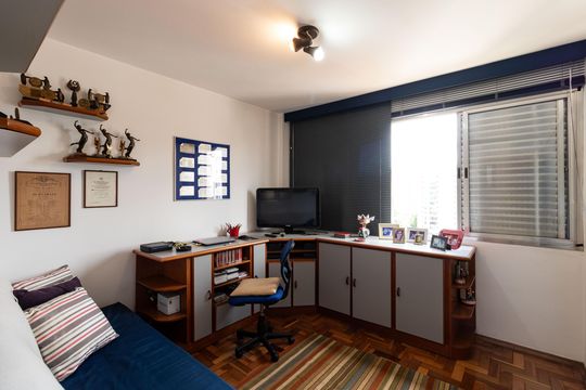 Quarto 1 de apartamento à venda com 2 quartos, 98m² em Pompeia, São Paulo