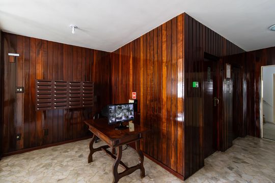 Hall de entrada de apartamento à venda com 2 quartos, 98m² em Pompeia, São Paulo