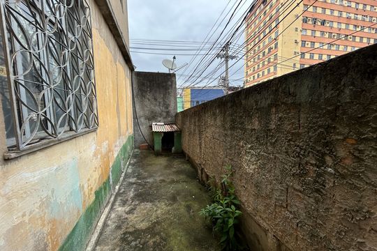Área externa de casa para alugar com 2 quartos, 100m² em Madureira, Rio de Janeiro