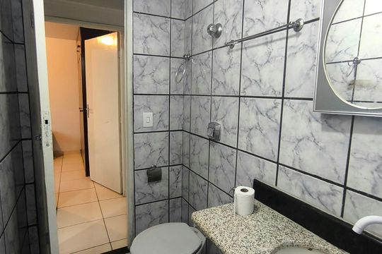 Banheiro de apartamento para alugar com 2 quartos, 42m² em Jardim das Esmeraldas, Aparecida de Goiânia
