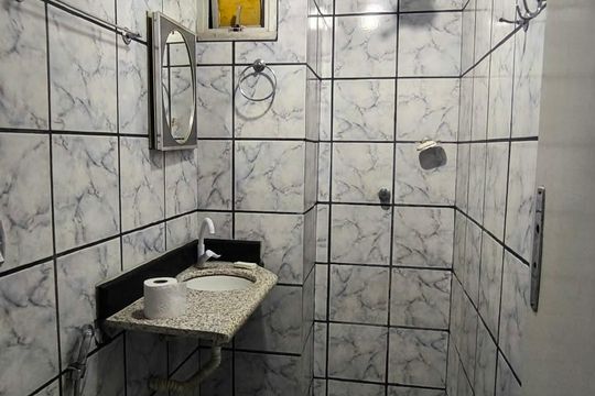 Banheiro de apartamento para alugar com 2 quartos, 42m² em Jardim das Esmeraldas, Aparecida de Goiânia