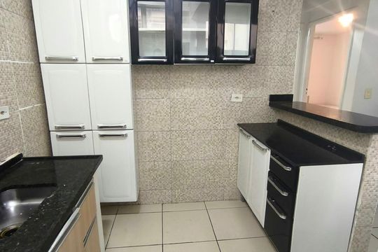 Cozinha de apartamento para alugar com 2 quartos, 42m² em Jardim das Esmeraldas, Aparecida de Goiânia