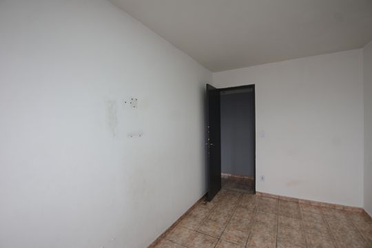 Quarto 1 de apartamento para alugar com 2 quartos, 50m² em Madureira, Rio de Janeiro