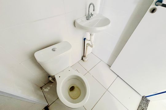 Banheiro de apartamento para alugar com 2 quartos, 36m² em Vila Ré, São Paulo