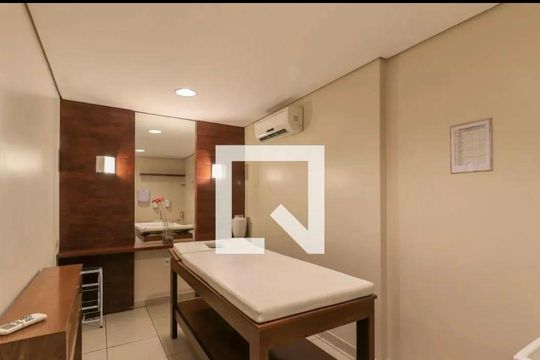 Apartamento para alugar com 3 quartos, 130m² em Santo Amaro, São Paulo