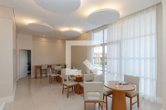 Apartamento para alugar com 3 quartos, 130m² em Santo Amaro, São Paulo