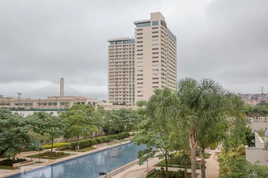 Apartamento para alugar com 3 quartos, 130m² em Santo Amaro, São Paulo