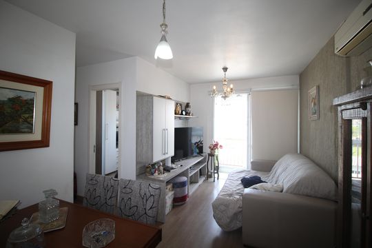 Sala de apartamento à venda com 2 quartos, 60m² em Cristo Redentor, Porto Alegre