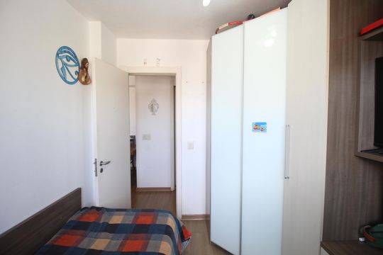 Quarto 1 de apartamento à venda com 2 quartos, 60m² em Cristo Redentor, Porto Alegre