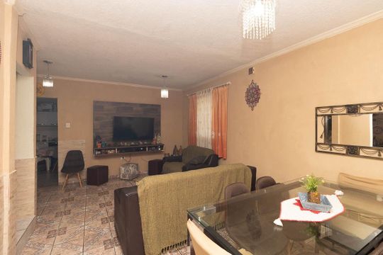 Casa à venda com 5 quartos, 340m² em Vila Guilherme, São Paulo
