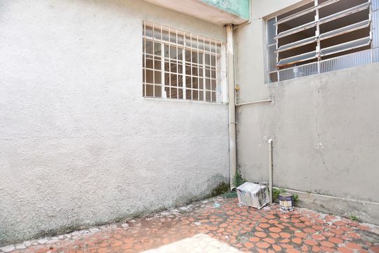 Área externa de casa à venda com 4 quartos, 360m² em Paraíso, Belo Horizonte