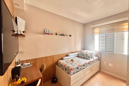 Quarto de apartamento para alugar com 2 quartos, 60m² em Conceicao, Osasco