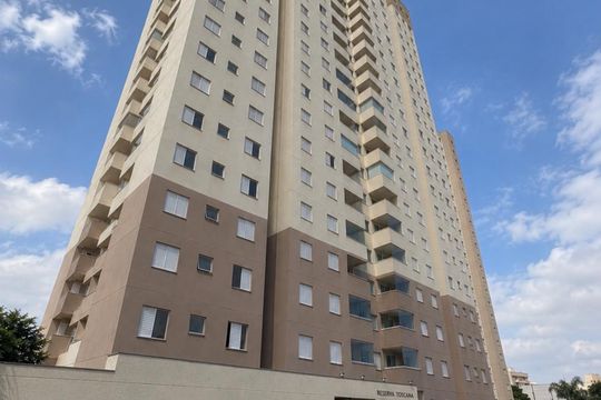 Fachada de apartamento para alugar com 2 quartos, 60m² em Conceicao, Osasco