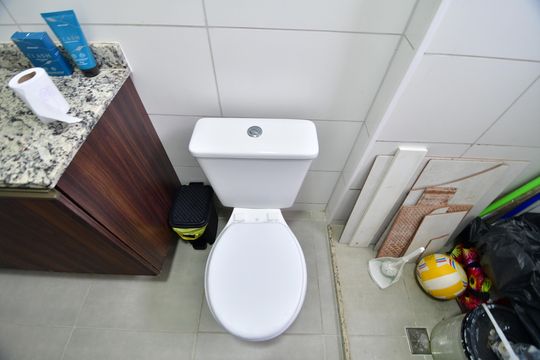 Banheiro de apartamento para alugar com 2 quartos, 52m² em Jardim Sao Sebastiao, Hortolândia