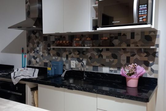 Cozinha de apartamento para alugar com 2 quartos, 33m² em Cidade Mãe do Céu, São Paulo