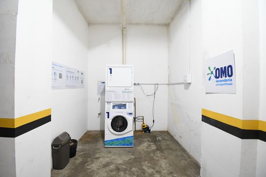Área comum - Lavanderia de apartamento para alugar com 1 quarto, 33m² em Centro, Curitiba