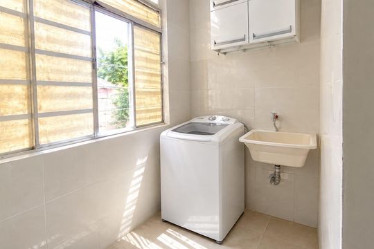 Área de serviço de apartamento à venda com 2 quartos, 65m² em Califórnia, Belo Horizonte