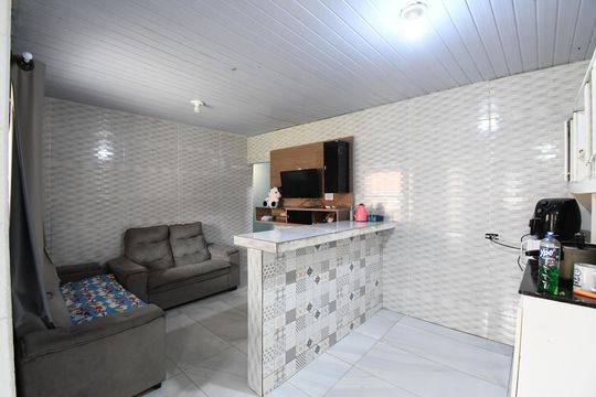 Casa para alugar com 2 quartos, 70m² em Guatupê, São José dos Pinhais
