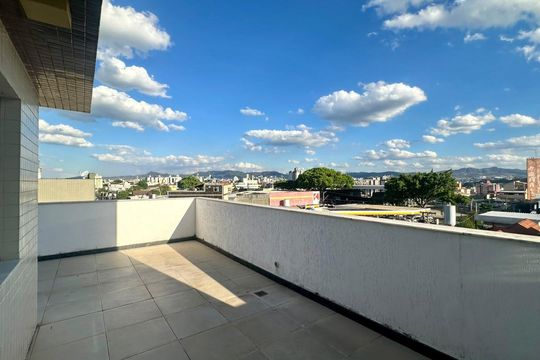 Cobertura de apartamento à venda com 3 quartos, 160m² em Padre Eustáquio, Belo Horizonte