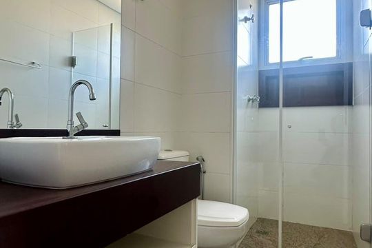 Banheiro da Suíte de apartamento à venda com 3 quartos, 160m² em Padre Eustáquio, Belo Horizonte