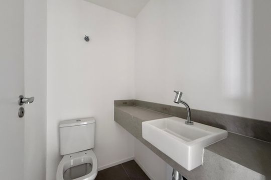 Lavabo de apartamento à venda com 3 quartos, 127m² em Santo Amaro, São Paulo