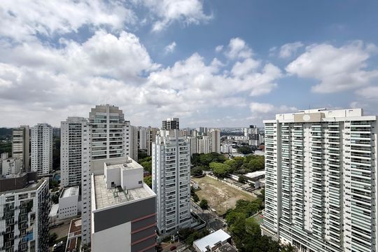 Vista  de apartamento à venda com 3 quartos, 127m² em Santo Amaro, São Paulo
