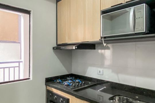 Cozinha de apartamento para alugar com 2 quartos, 40m² em Vila Lais, São Paulo