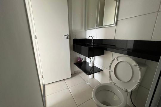 Banheiro de apartamento para alugar com 1 quarto, 42m² em Vila Pirituba, São Paulo