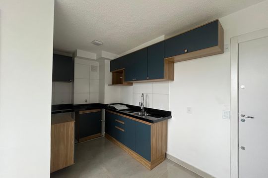 Cozinha de apartamento para alugar com 1 quarto, 42m² em Vila Pirituba, São Paulo