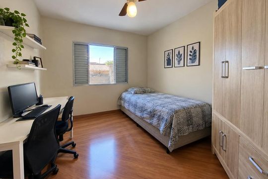 Quarto de casa para alugar com 3 quartos, 200m² em Vila Arens , Jundiaí
