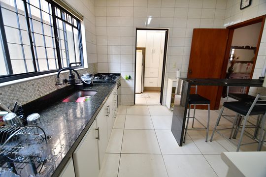 Cozinha de casa à venda com 3 quartos, 200m² em Cidade Universitária, Campinas